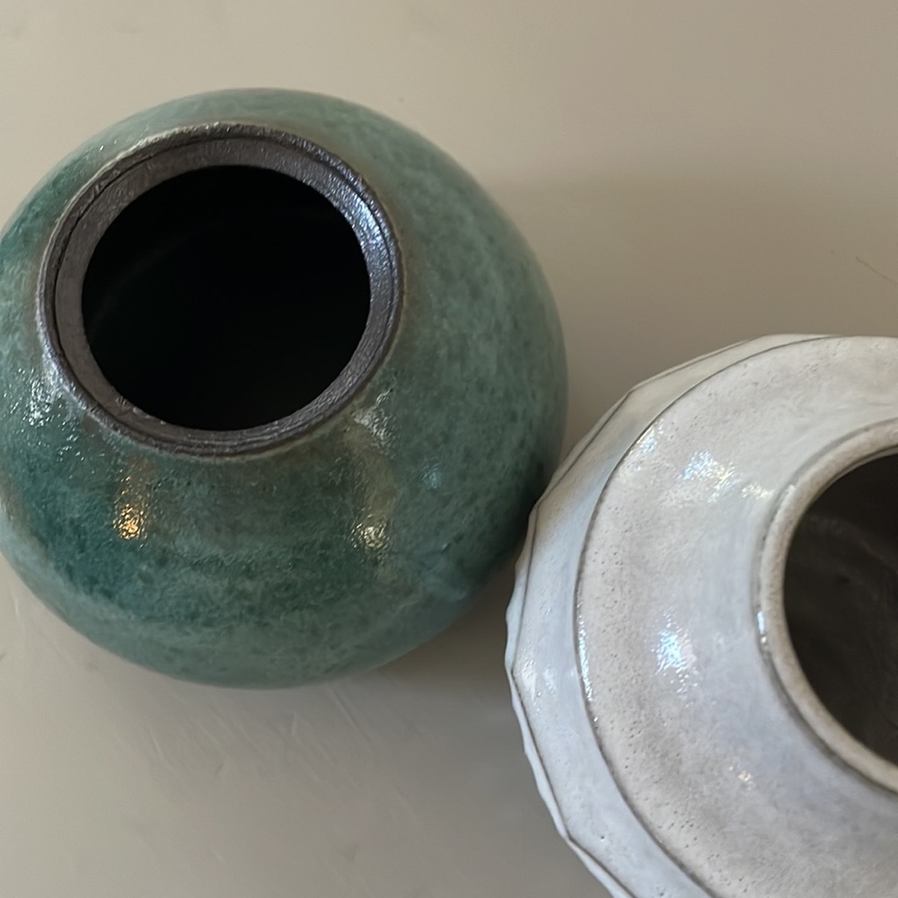 Pottery vases artisan Husk Milk white and celadon green handmade  small - Picture 10 of 11